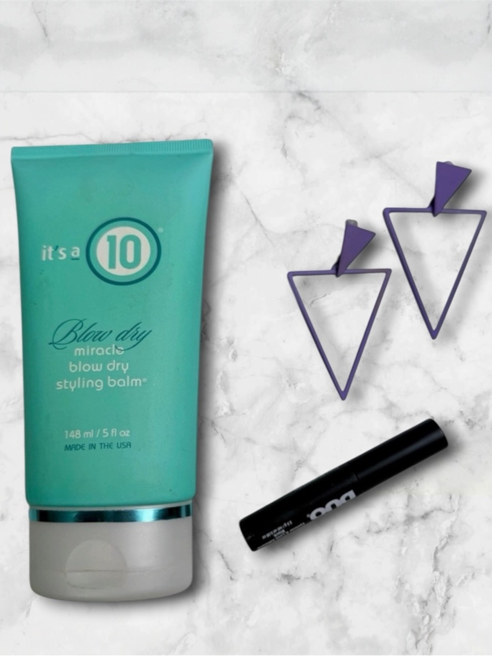 5 for $25 It's a 10, Duo eyelash glue & purple geometric earrings beauty bundle